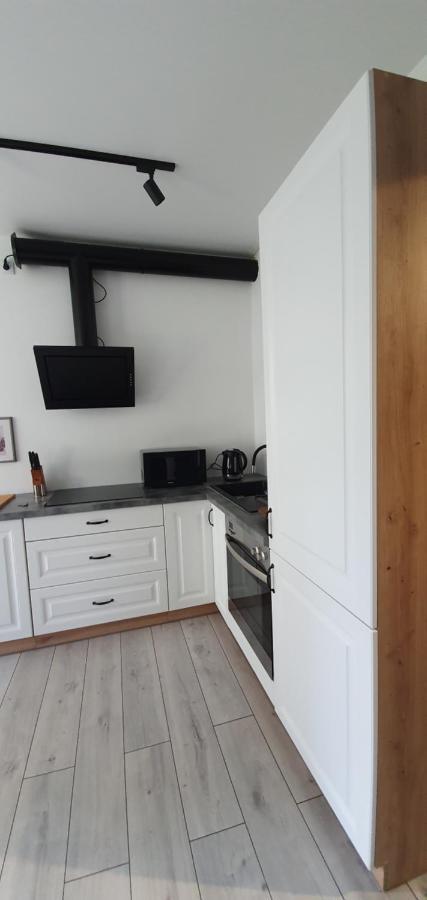 Juna2 - Nowoczesny Apartament W Centrum Z Widokiem Na Park Pruszków Esterno foto