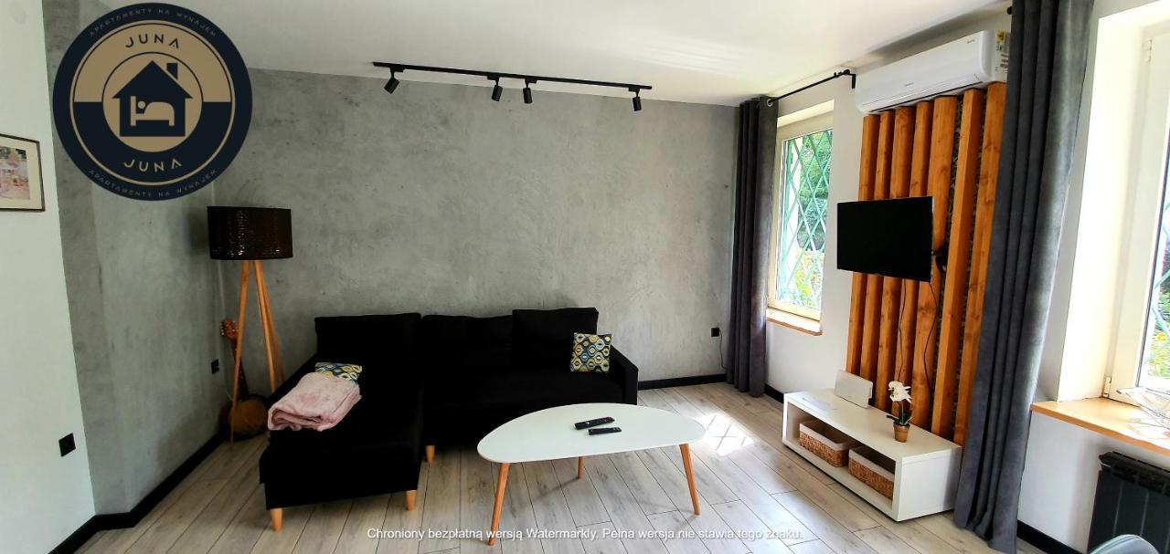 Juna2 - Nowoczesny Apartament W Centrum Z Widokiem Na Park Pruszków Esterno foto
