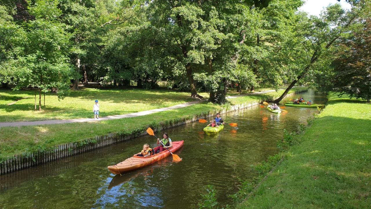 Juna2 - Nowoczesny Apartament W Centrum Z Widokiem Na Park Pruszków Esterno foto